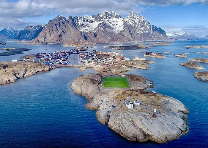 Modern With Mountains And Sea Views In * Henningsvær